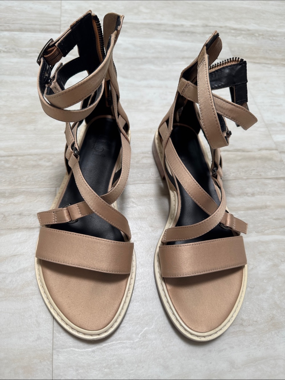 Tibi Aubrey Gladiator Sandals Tan Beige Leather Ankle Zip Size 37.5, EUC